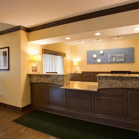 Holiday Inn Express & Suites Chicago Deerfield Lincolnshire By Ihg