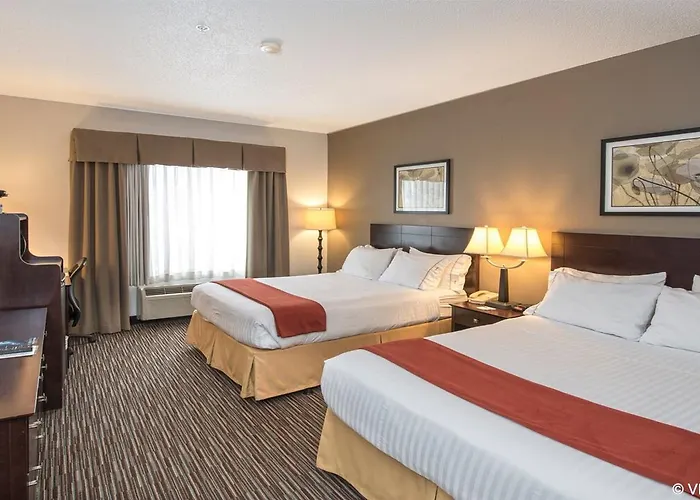 Express & Chicago Deerfield Lincolnshire By Ihg Hotel 2*