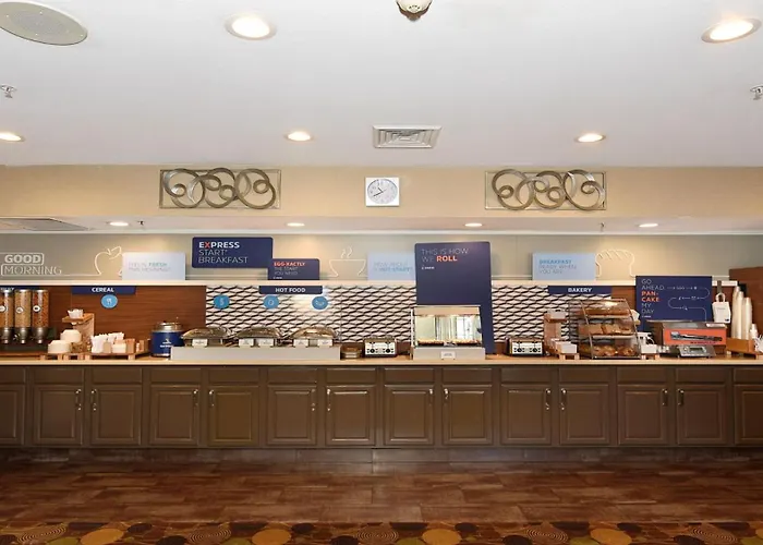 Hotel Express & Chicago Deerfield Lincolnshire By Ihg