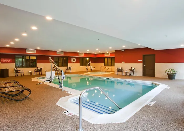Express & Chicago Deerfield Lincolnshire By Ihg 2* Riverwoods