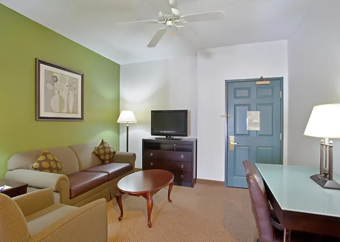Hotel Express & Chicago Deerfield Lincolnshire By Ihg