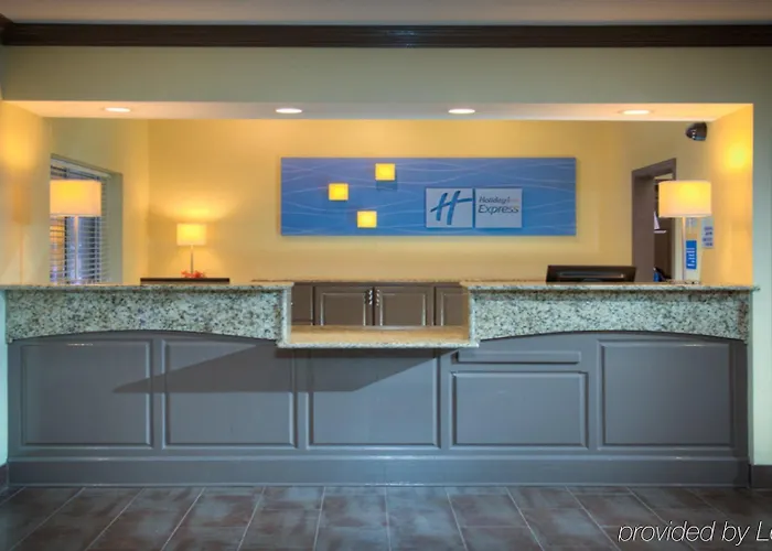 Express & Chicago Deerfield Lincolnshire By Ihg 2* Riverwoods