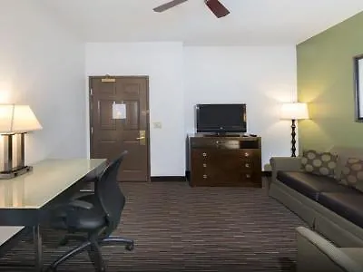Express & Chicago Deerfield Lincolnshire By Ihg Hotel Riverwoods